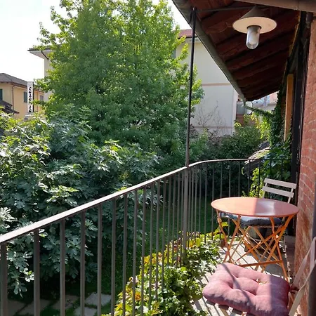 La Casa Arancione Affittacamere *